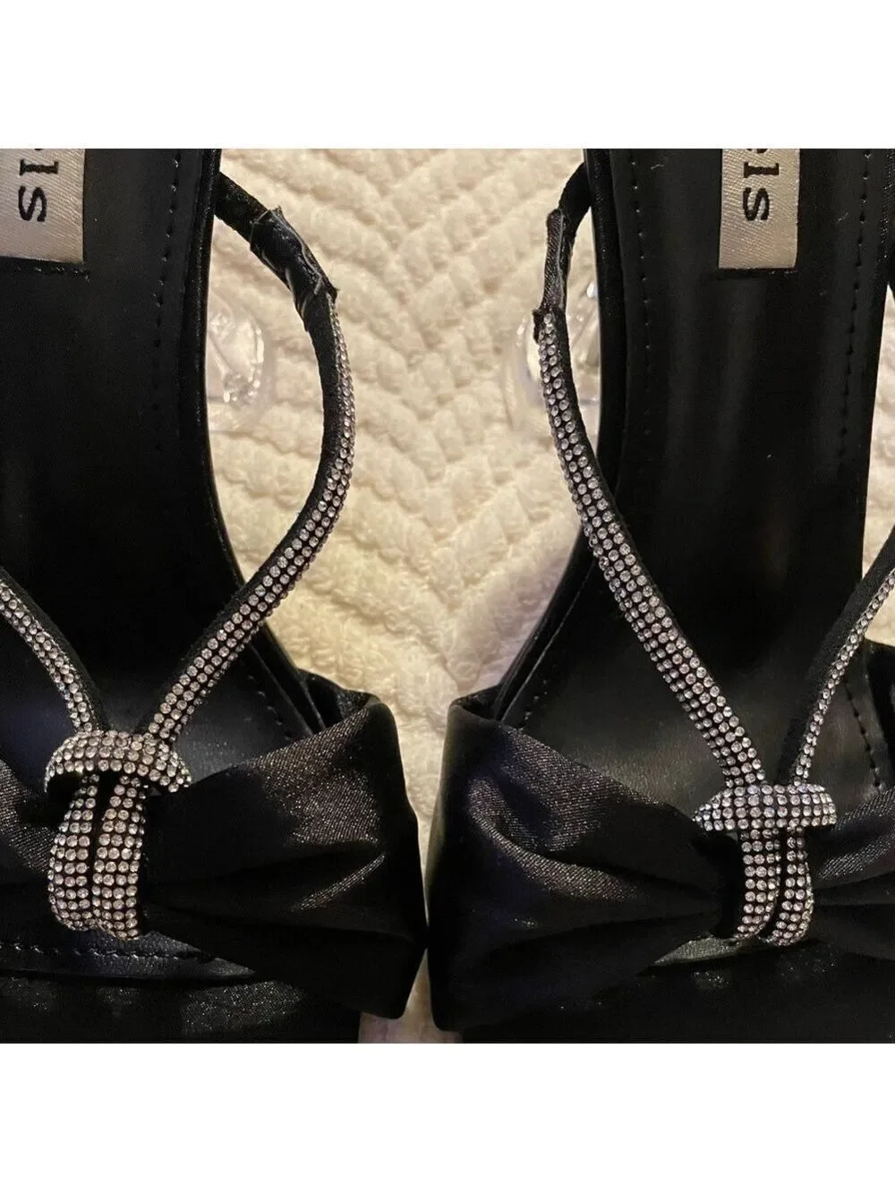Zzheels rhinestone bow